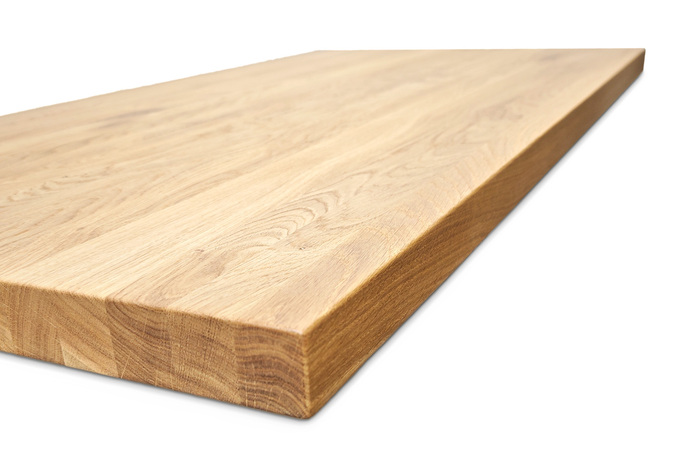 Massivholzplatte aus Eiche mit nat&uuml;rlicher Maserung und hoher Materialst&auml;rke