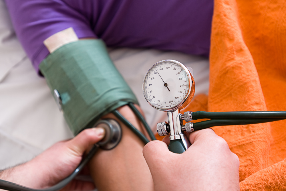 Jak snížit vysoký krevní tlak přirozeně?