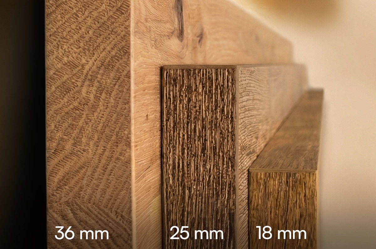 Tischplattenst&auml;rke im Vergleich: 18 mm, 25 mm und 38 mm Tischplatte aus Holz